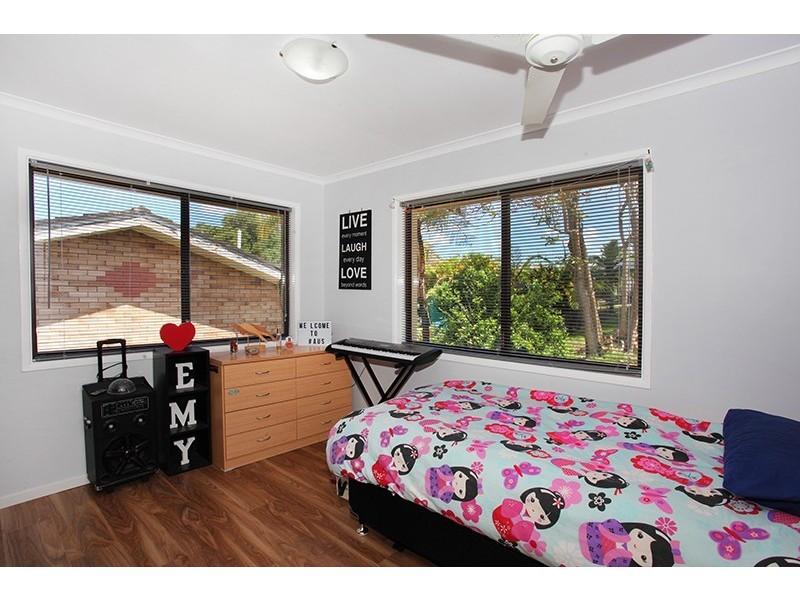 16 Elizabeth Way, Nambour QLD 4560