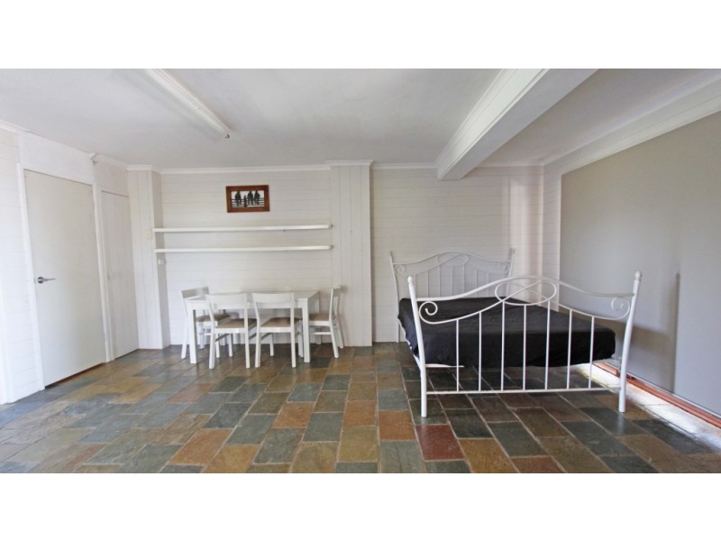 6 Thompson Road, Dulong QLD 4560