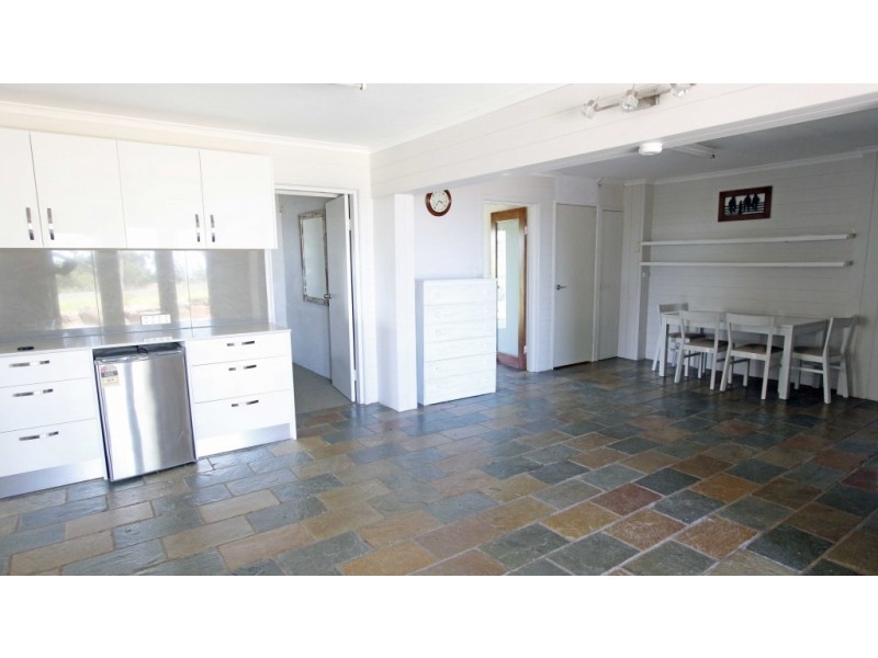 6 Thompson Road, Dulong QLD 4560