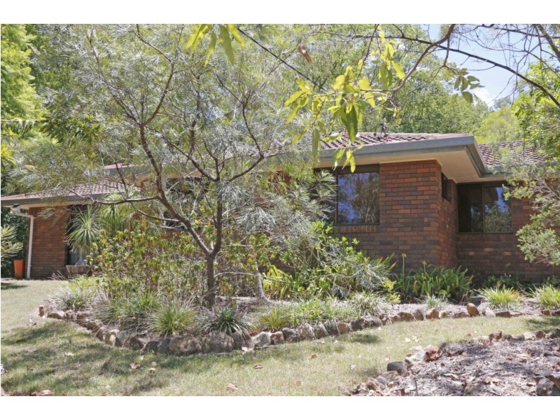 40 Cunningham Crescent, Nambour QLD 4560