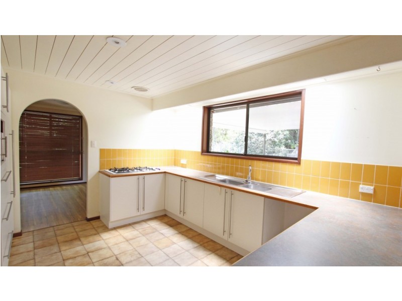 40 Cunningham Crescent, Nambour QLD 4560