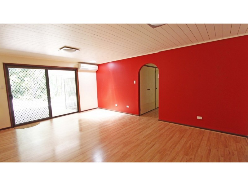 40 Cunningham Crescent, Nambour QLD 4560