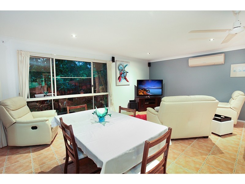 12 Dolphin Drive, Nambour QLD 4560