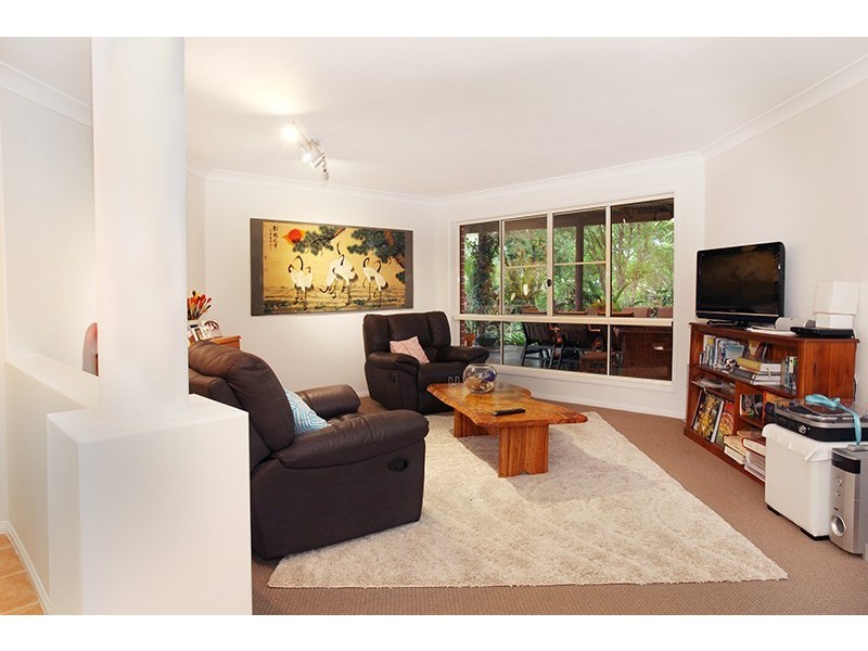 12 Dolphin Drive, Nambour QLD 4560