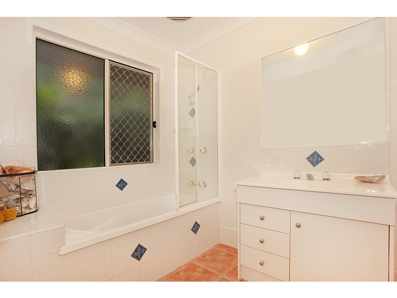 12 Dolphin Drive, Nambour QLD 4560