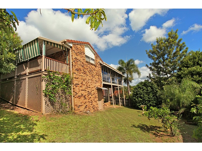 5 Valley Breeze Court, Coes Creek QLD 4560