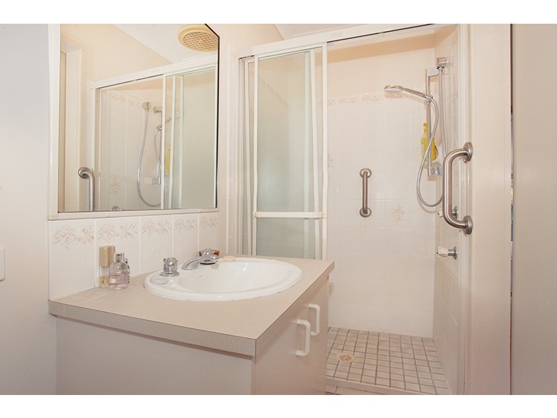 5 Valley Breeze Court, Coes Creek QLD 4560