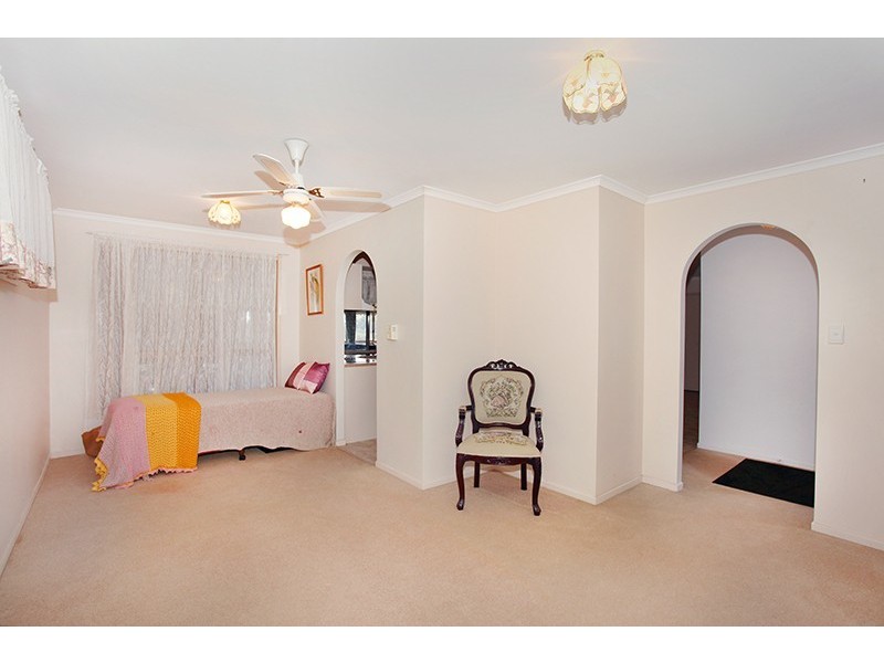 5 Valley Breeze Court, Coes Creek QLD 4560