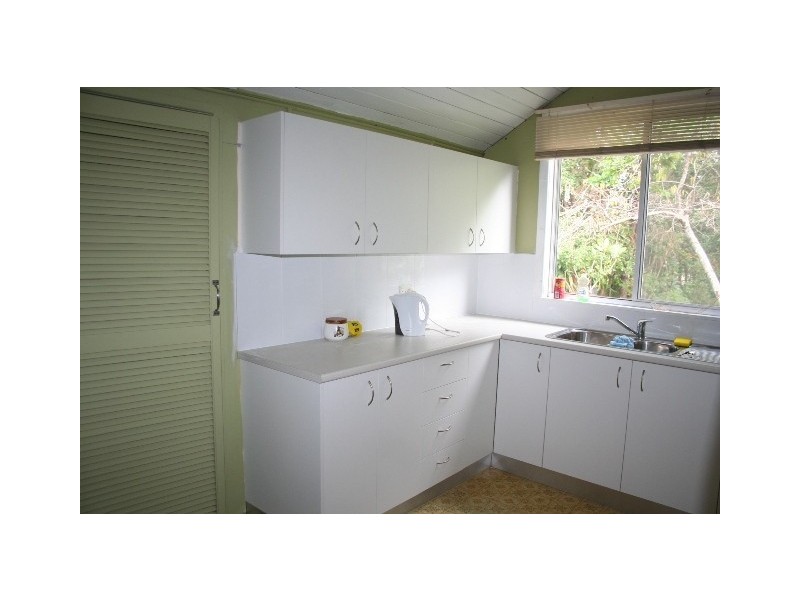 11 Hocking Street, Nambour QLD 4560