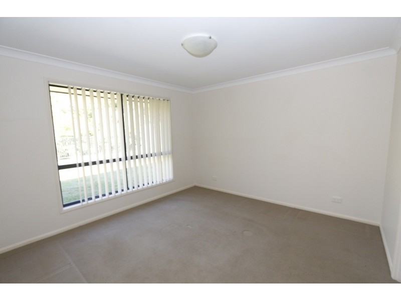 7 Presentation Court, Nambour QLD 4560