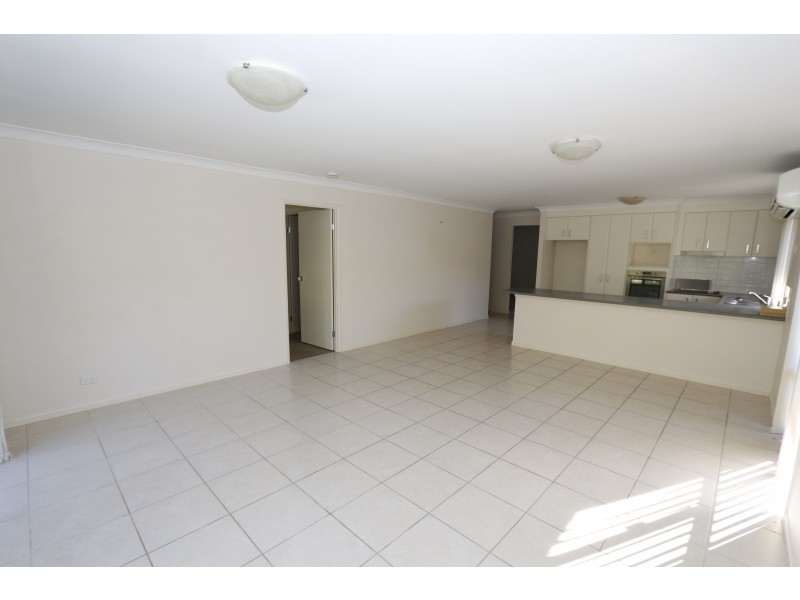 7 Presentation Court, Nambour QLD 4560
