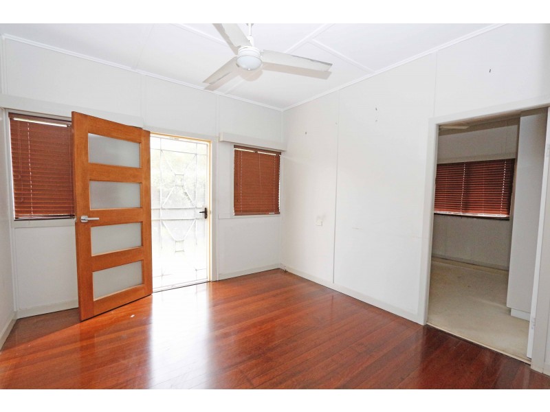 10 Stanley Street, Nambour QLD 4560