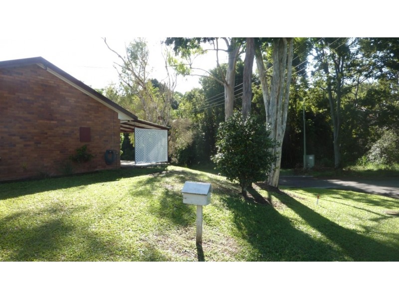 33 Pease Blossom Street, Coes Creek QLD 4560