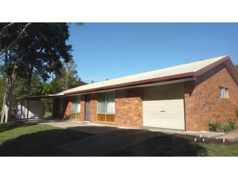 33 Pease Blossom Street, Coes Creek QLD 4560