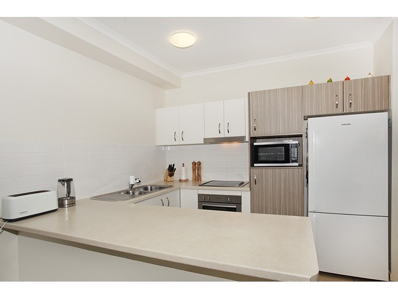 6/23 Alexandra Avenue, Nambour QLD 4560