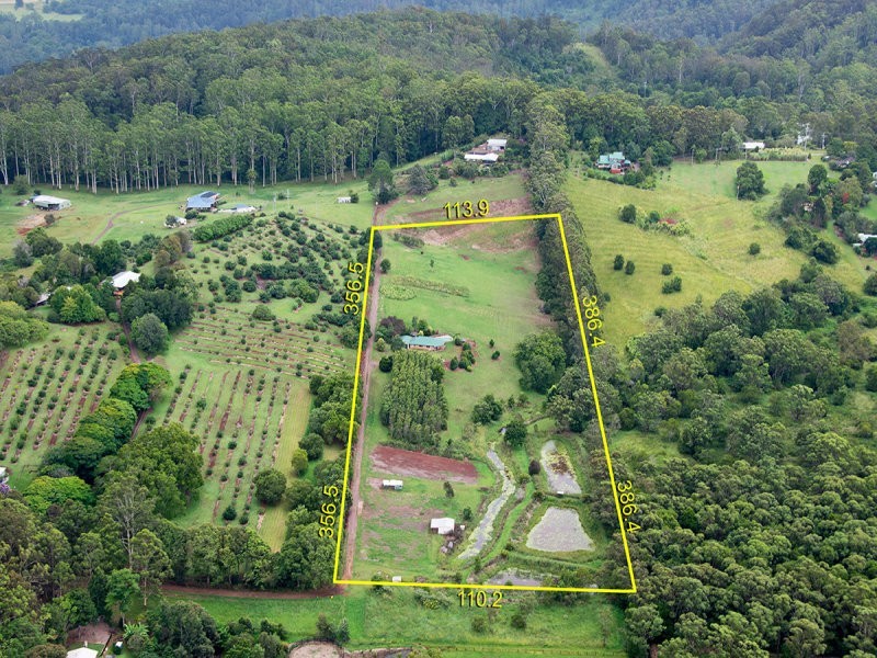 42 Johnson Road, Mapleton QLD 4560