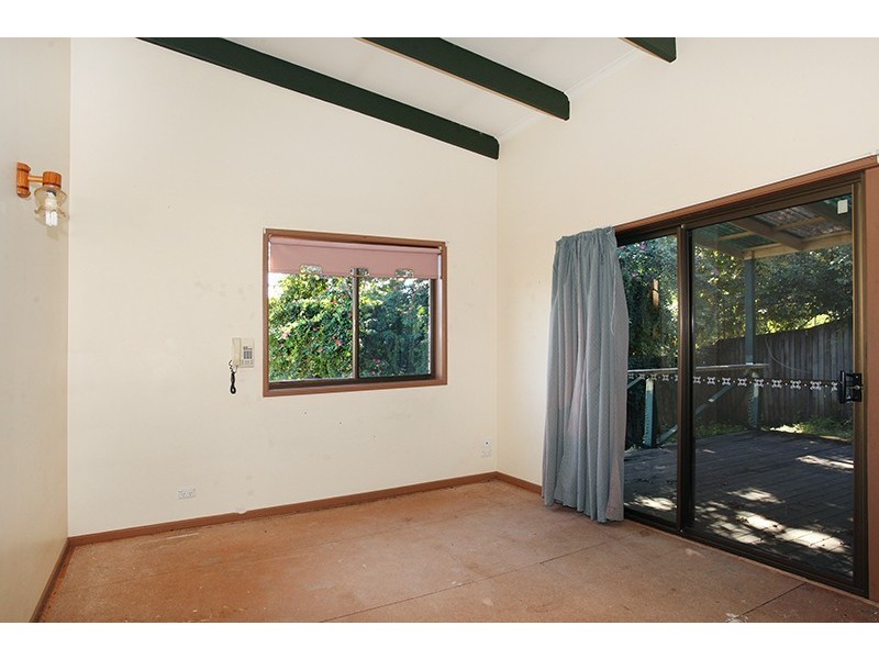 1/64 Court Road, Nambour QLD 4560