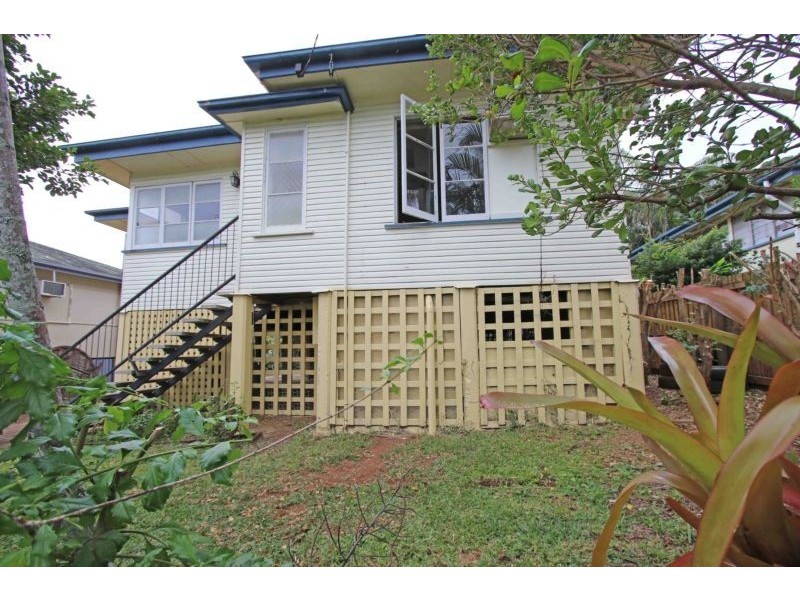 7 Smith Street, Nambour QLD 4560