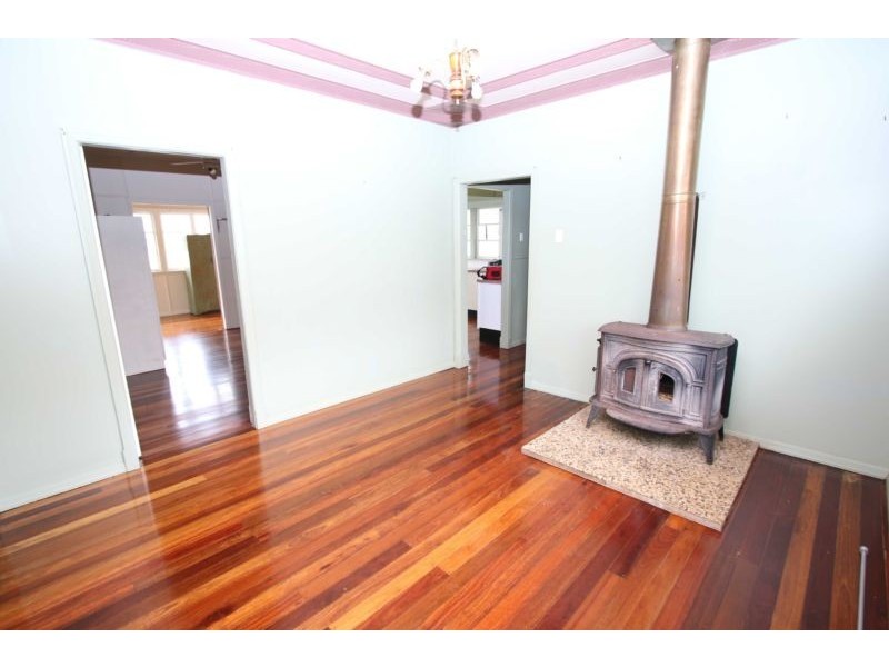 7 Smith Street, Nambour QLD 4560