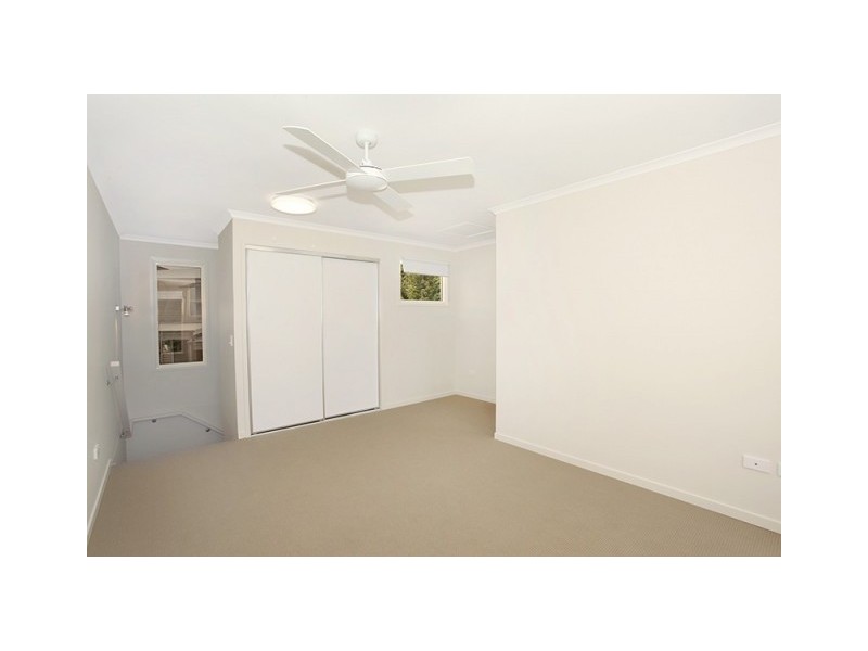 1/25 Mount Pleasant Drive, Nambour QLD 4560
