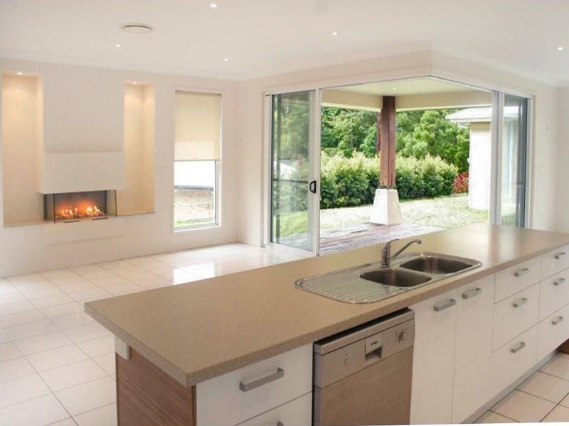 22 The Parkway Place, Mapleton QLD 4560