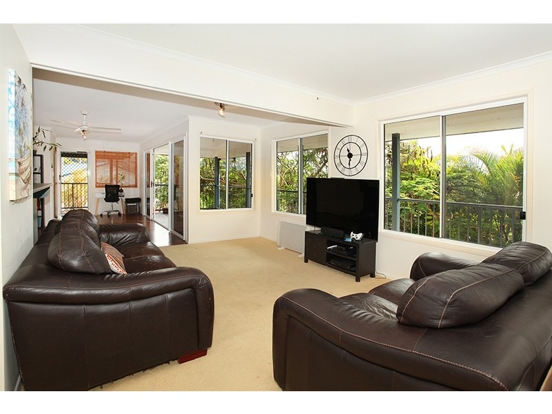24 Yvonne Street, Highworth QLD 4560