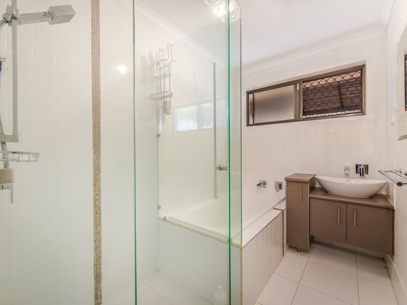 31 Kundart Street, Coes Creek QLD 4560