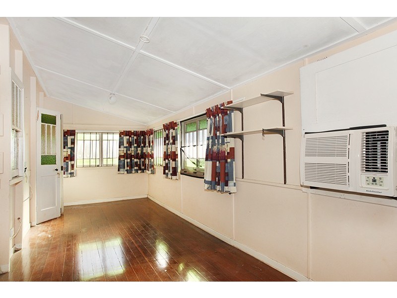 5 Smith Street, Nambour QLD 4560