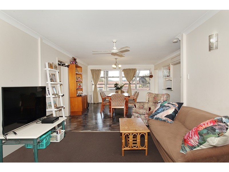 11 Maud Street, Nambour QLD 4560