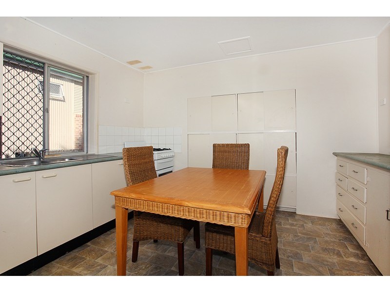 11 Maud Street, Nambour QLD 4560