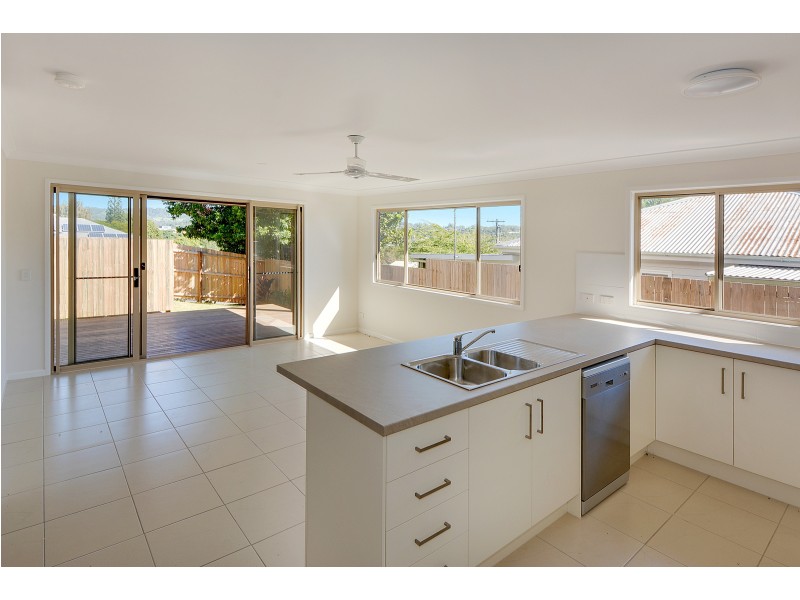 1/30 Mount Pleasant Road, Nambour QLD 4560