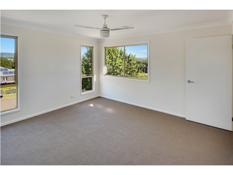 1/30 Mount Pleasant Road, Nambour QLD 4560