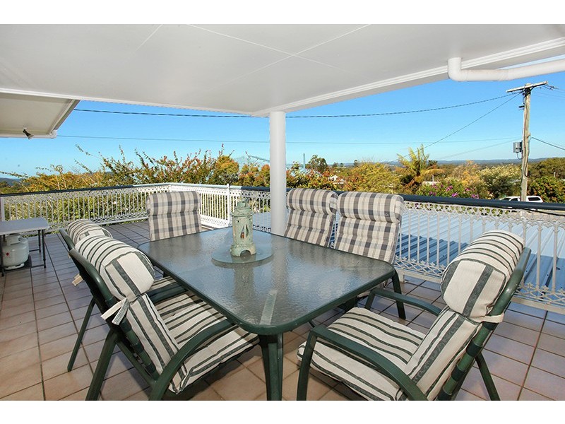 13 Bambaroo Close, Nambour QLD 4560