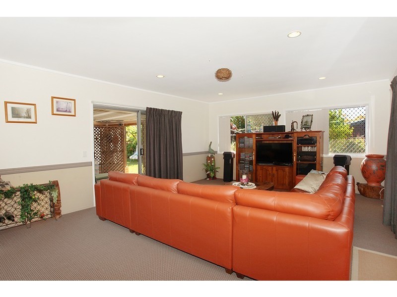 13 Bambaroo Close, Nambour QLD 4560