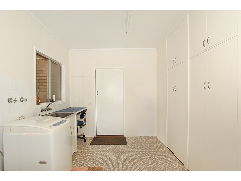 13 Bambaroo Close, Nambour QLD 4560