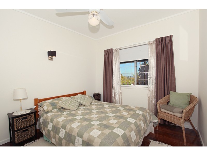 13 Bambaroo Close, Nambour QLD 4560