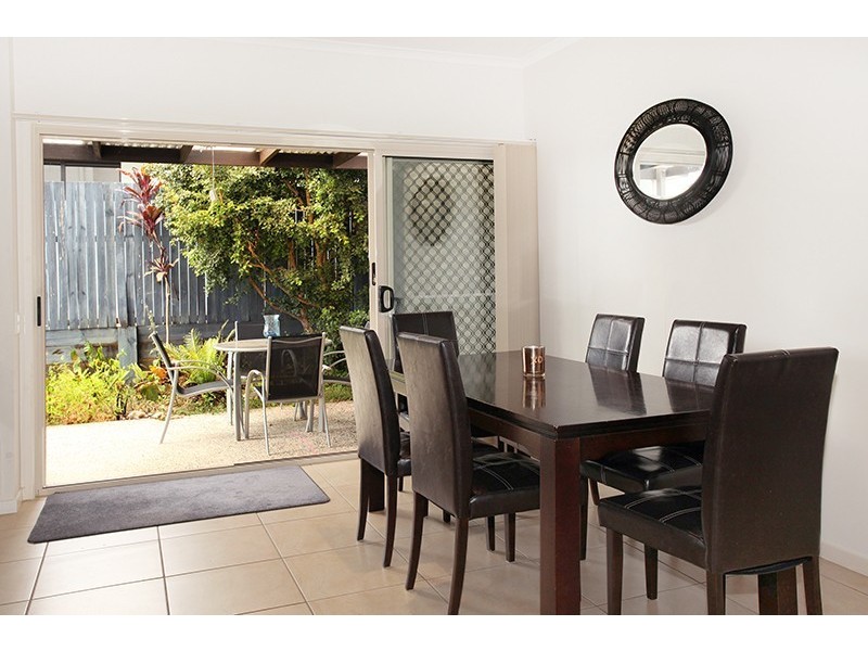 1/5 Bottlebrush Avenue, Bli Bli QLD 4560