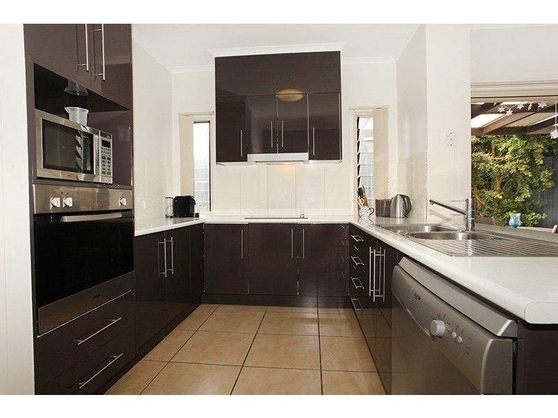 1/5 Bottlebrush Avenue, Bli Bli QLD 4560