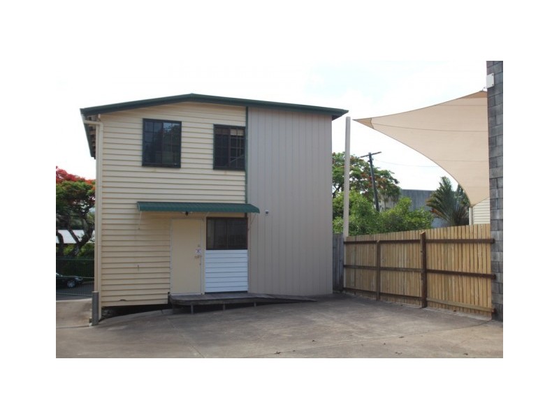 10 Tamper Street, Nambour QLD 4560