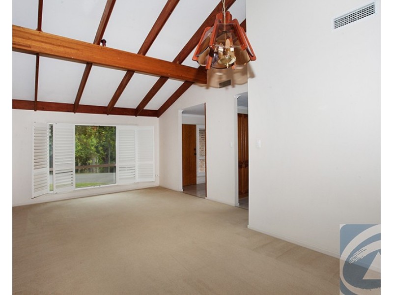 25 Melcar Court, Diddillibah QLD 4559