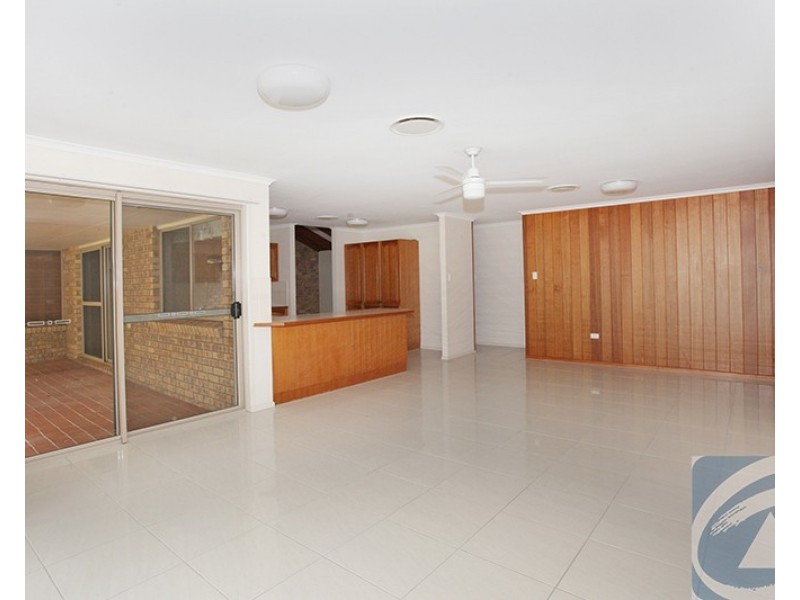 25 Melcar Court, Diddillibah QLD 4559