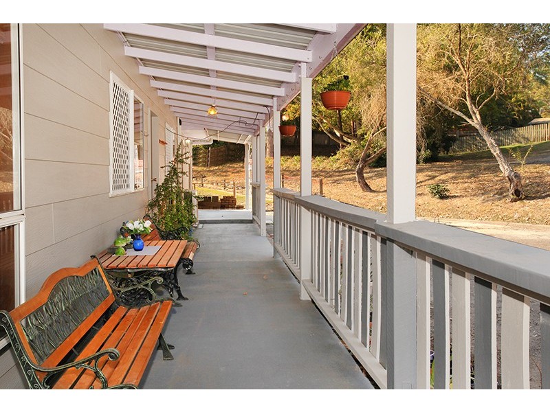 14 Thomas Crescent, Nambour QLD 4560
