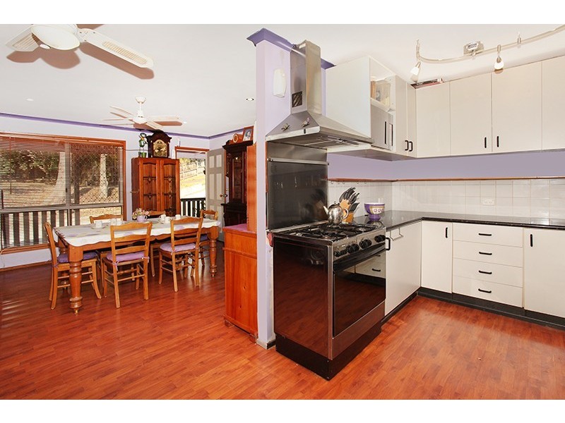 14 Thomas Crescent, Nambour QLD 4560