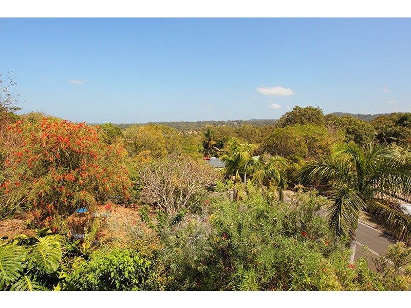 21 Raylee Avenue, Nambour QLD 4560