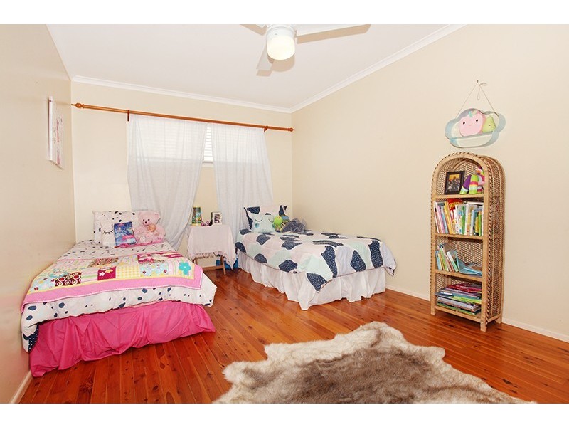 21 Raylee Avenue, Nambour QLD 4560