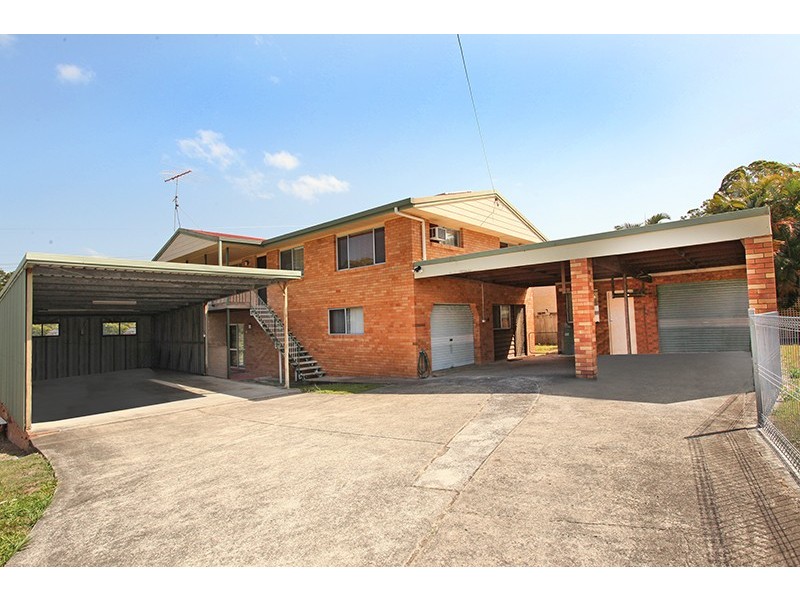 22 Spring Myrtle Avenue, Nambour QLD 4560