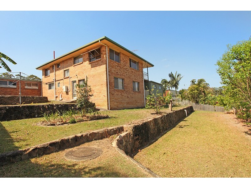 22 Spring Myrtle Avenue, Nambour QLD 4560