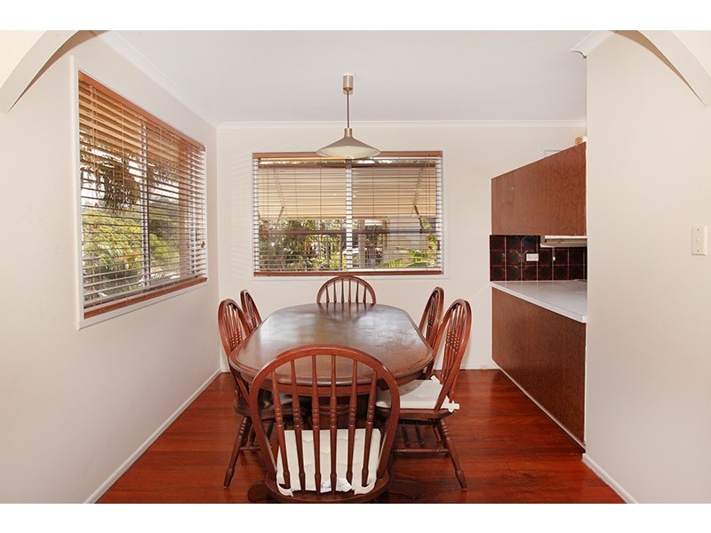 22 Spring Myrtle Avenue, Nambour QLD 4560
