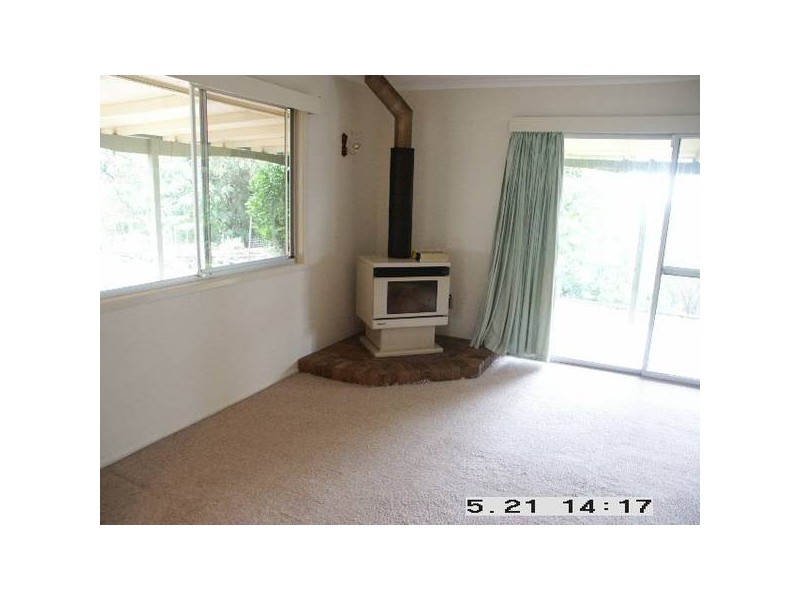 8 Hamilton Road, West Woombye QLD 4559