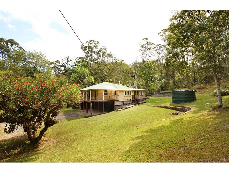264 Hillcrest Road, Kiamba QLD 4560